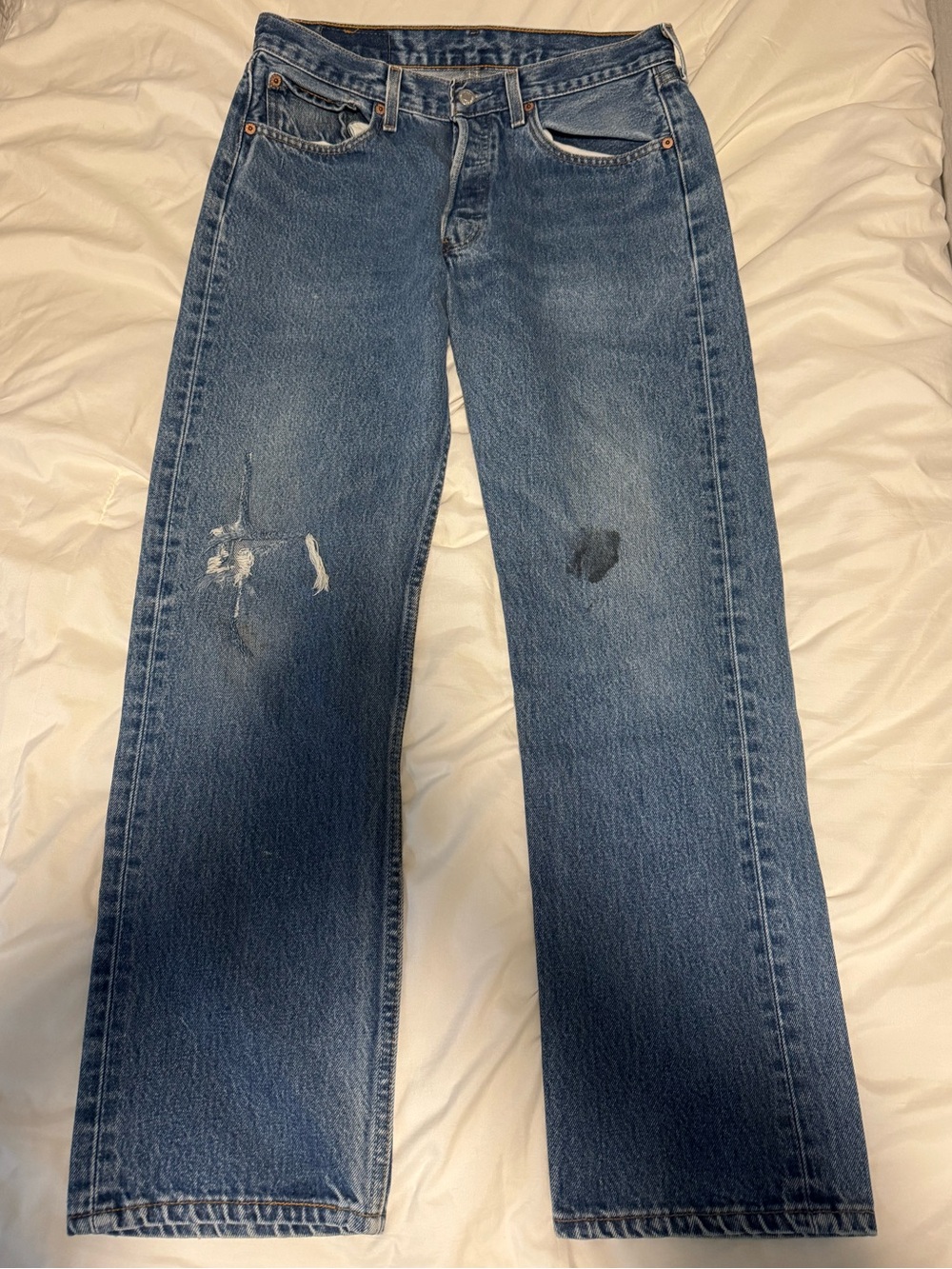 Classic Levi’s Blue Distressed Jeans